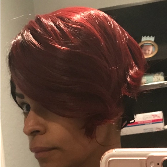 Cute red/ black roots bob wig - Picture 2 of 3